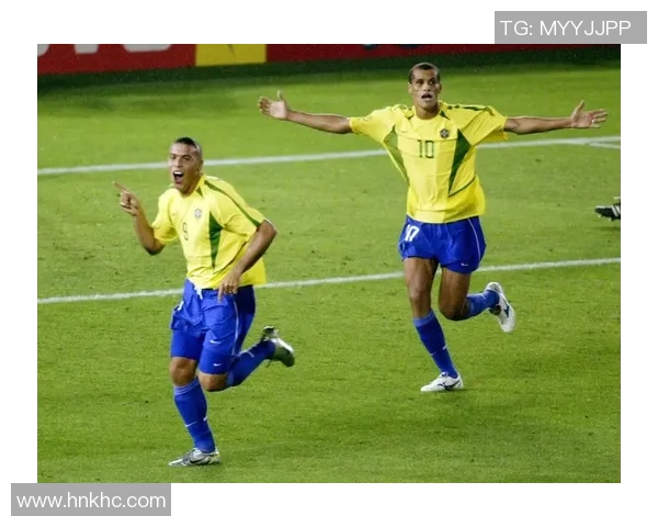 德国足球明星Kern的辉煌历程与对足球的热爱之路