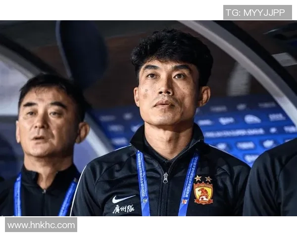 足球明星们如何看待郑智的球技与领导力分析 足球明星们如何看待郑智的球技与领导力分析