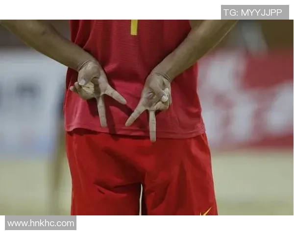 成都排球队在亚运会上的战术表现分析与点评展望